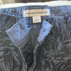 Mens Amazon Essentials blue patterned shorts